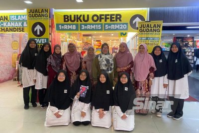 Sekolah Raja Perempuan Taayah, Ipoh, Perak turut bersama-sama memeriahkan Jualan Gudang Karangkraf 2024.