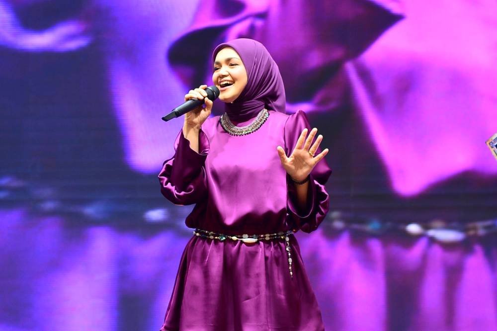 Persembahan penyanyi nombor satu negara, Datuk Seri Siti Nurhaliza Tarudin yang juga merupakan artis jemputan bagi BMS 2024.