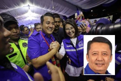 Syed Hussien bersama para penyokong meraikan kejayaan setelah menang dalam PRK DUN Mahkota di Command Centre BN malam tadi. - Foto Bernama. Gambar kecil: Ahmad Jazlan
