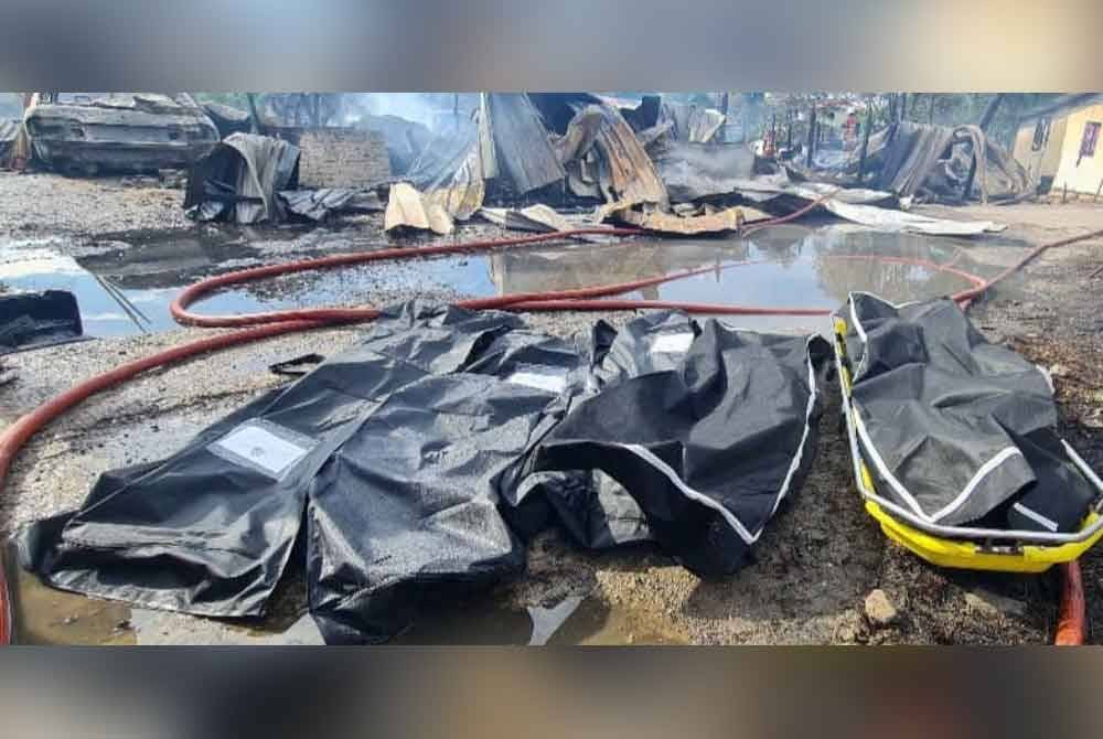 Lima mangsa ditemui rentung dalam kebakaran di Jalan Lembaga Padi, Lorong Burung Keleto, Likas pada Isnin.