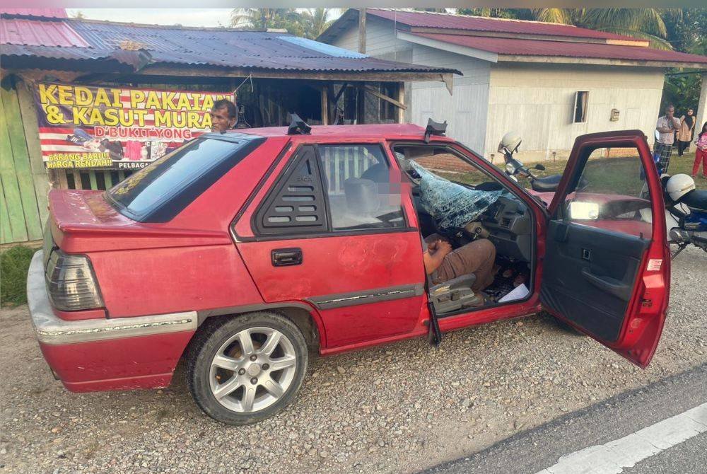 Secara tiba-tiba, sebuah kereta jenis Proton Iswara dari arah Jerteh telah melanggar mangsa.