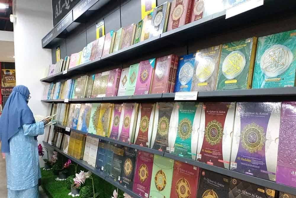 Al-Quran turut dijual pada harga istimewa sempena Jualan Gudang Karangkraf 2024.