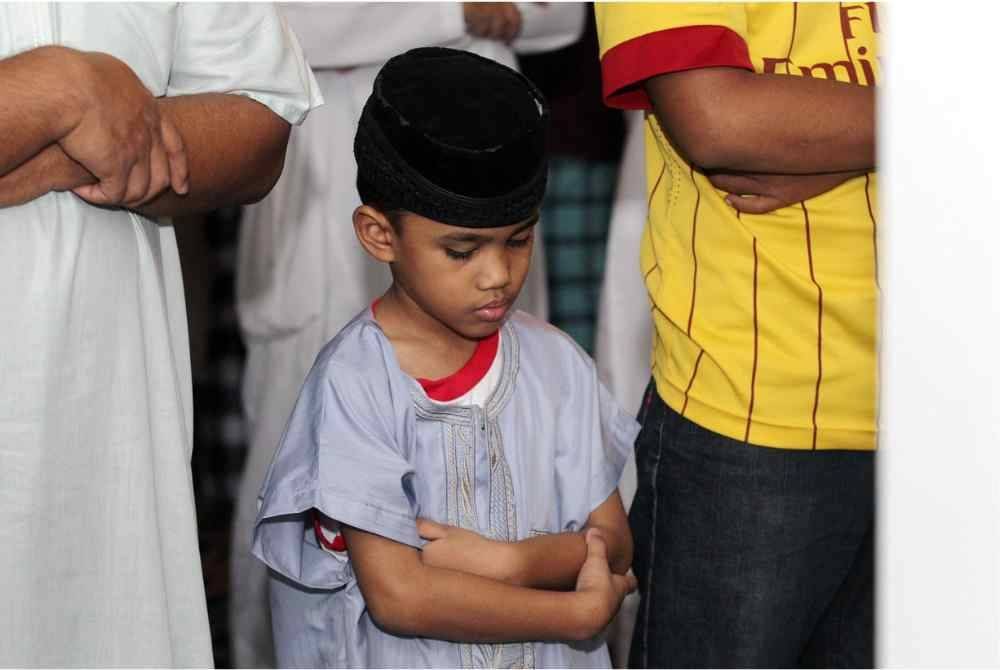 SEBAGAI hamba ALLAH yang sempurna penciptaannya, kanak-kanak juga mempunyai hak privasi, tidak dimalukan di khalayak mahupun didera secara fizikal, mental dan emosi. -Foto: 123rf