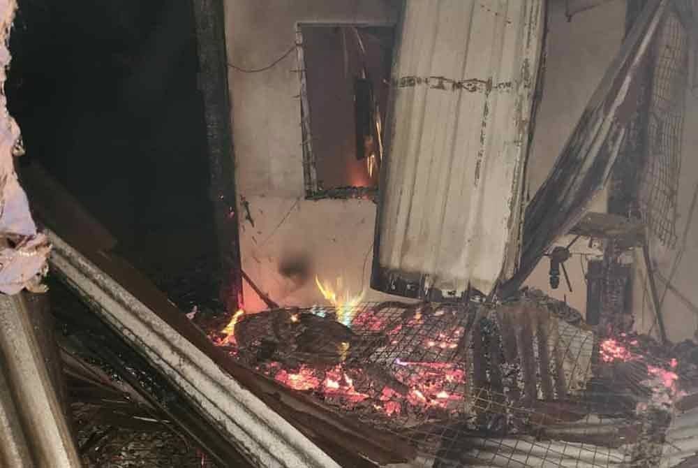 Keadaan rumah yang musnah dalam kejadian kebakaran rumah di Kampung Pituru, Kudat.