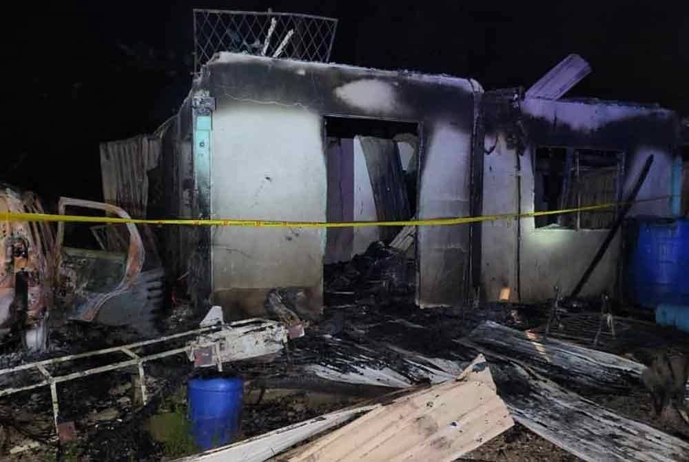 Keadaan rumah yang musnah dalam kejadian kebakaran rumah di Kampung Pituru, Kudat.