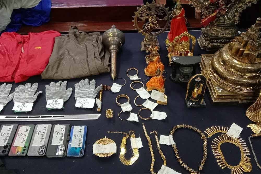 Antara barangan berharga yang dirampas susulan tangkapan seramai 10 suspek sekitar Negeri Sembilan dan Lembah Klang baru-baru ini.
