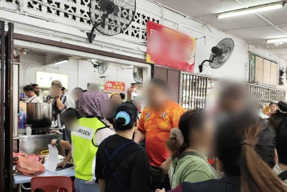 JIM melakukan serbuan di premis makanan yang menggajikan warga asing tanpa permit sah.