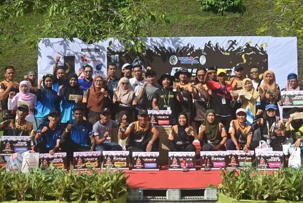 Sebahagian peserta MBCC24 merakam gambar kenangan sempena acara itu pada September lalu.