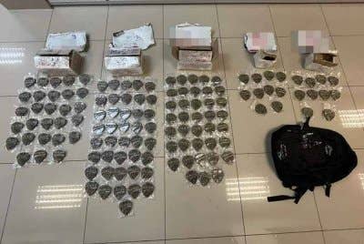 Ganja yang berjaya dirampas dalam serbuan di pangkalan haram Jeram Perdah 1, di Rantau Panjang pada Isnin.