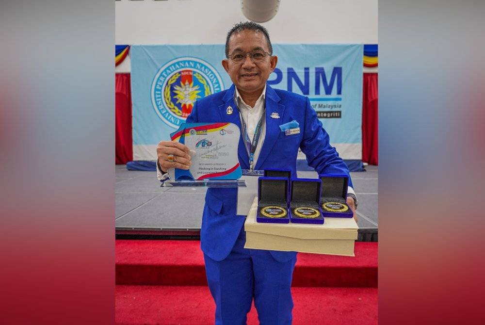 Irmohozam menerima anugerah terbaik kategori 'Pitching in Learning Research' serta meraih empat pingat emas pada InTeLeX 2024.