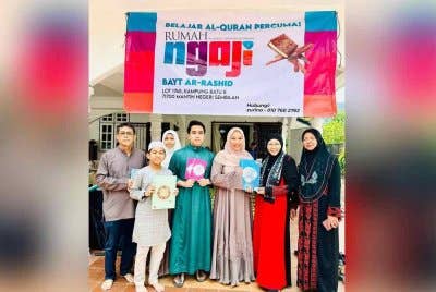 Sebuah rumah pusaka yang terbiar kira-kira lapan tahun lalu di Batu 8 Mantin di sini dijadikan sebagai Rumah Ngaji untuk dimanfaatkan penduduk setempat bagi mendekati dan mendalami pengajian al-Quran.