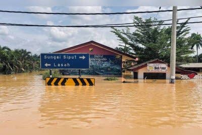 Gelombang kedua banjir, kawasan Lintang dan Lasah kembali dinaiki air.
