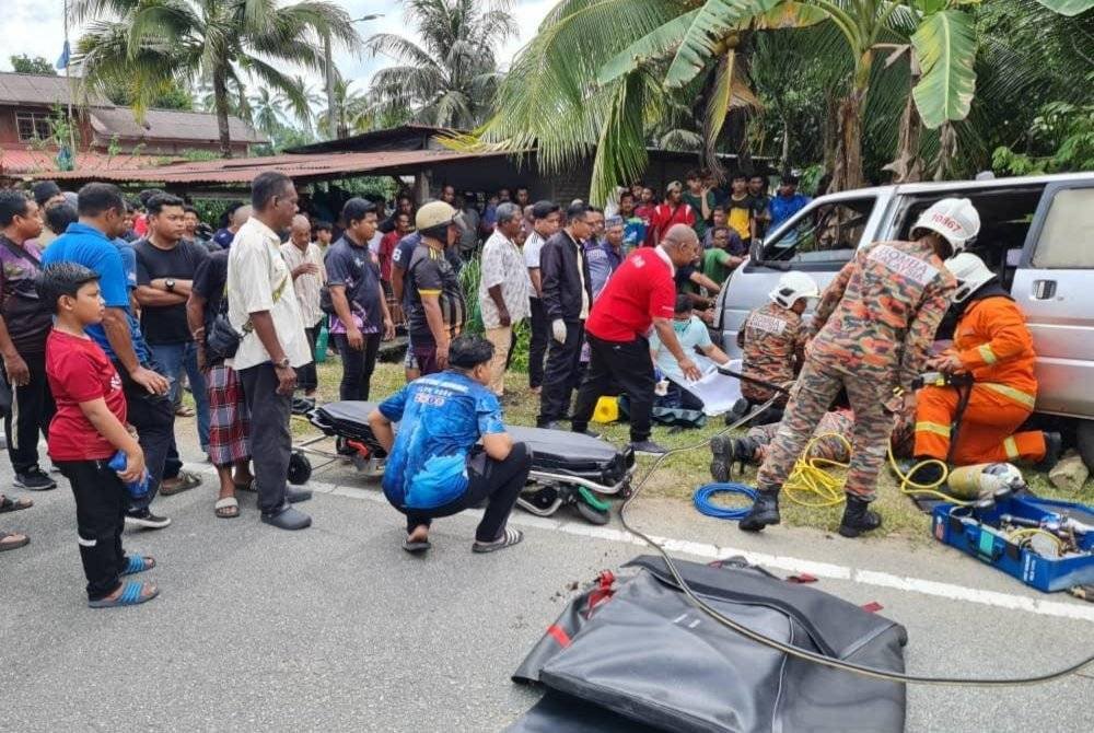 Kemalangan menyebabkan Muhammad Darimi maut di lokasi kejadian.