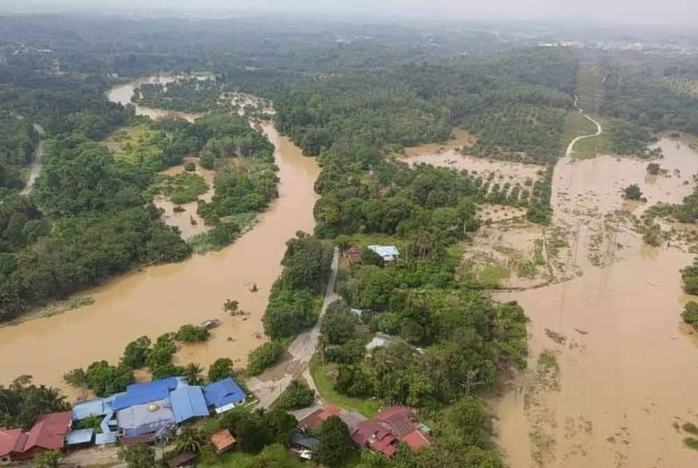 Keadaan terkini banjir di daerah Temerloh. Foto Kesultanan Pahang