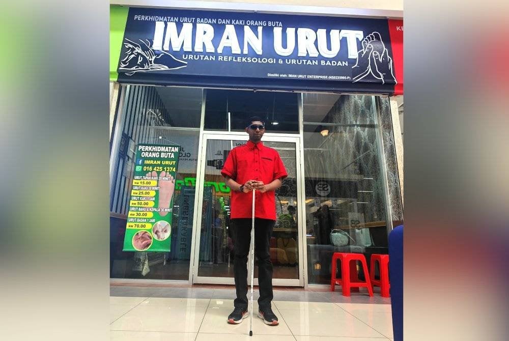 Mohd Imran berbangga mampu menyewa kedai bagi mengusahakan servis urutan.