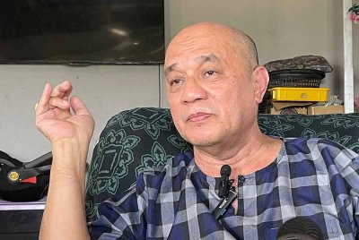 Khairul Anuar berharap masyarakat ataupun netizen di media sosial tidak mempertikaikan usahanya itu.