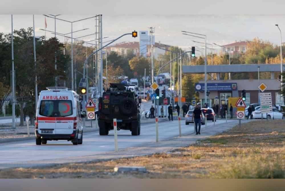 Dua pengganas yang menyerang kemudahan Turkish Aerospace Industries (TAI) di ibu negara Ankara telah 'ditewaskan'.