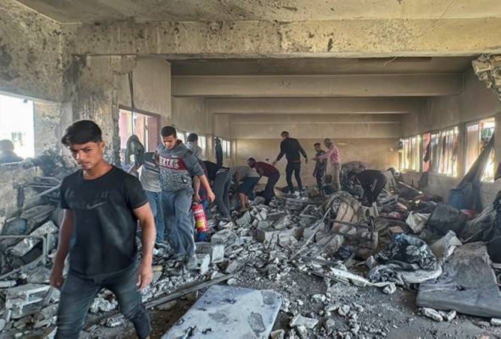 Keadaan Sekolah Awam Shuhadaa di kem pelarian Nuseirat yang dibedil rejim zionis, mengorbankan 16 rakyat Palestin, termasuk empat kanak-kanak. Foto Reuters