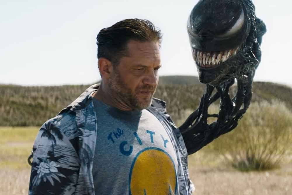 Eddie dan Venom menjadi buruan tiga pihak berbeza pada siri akhir ini.