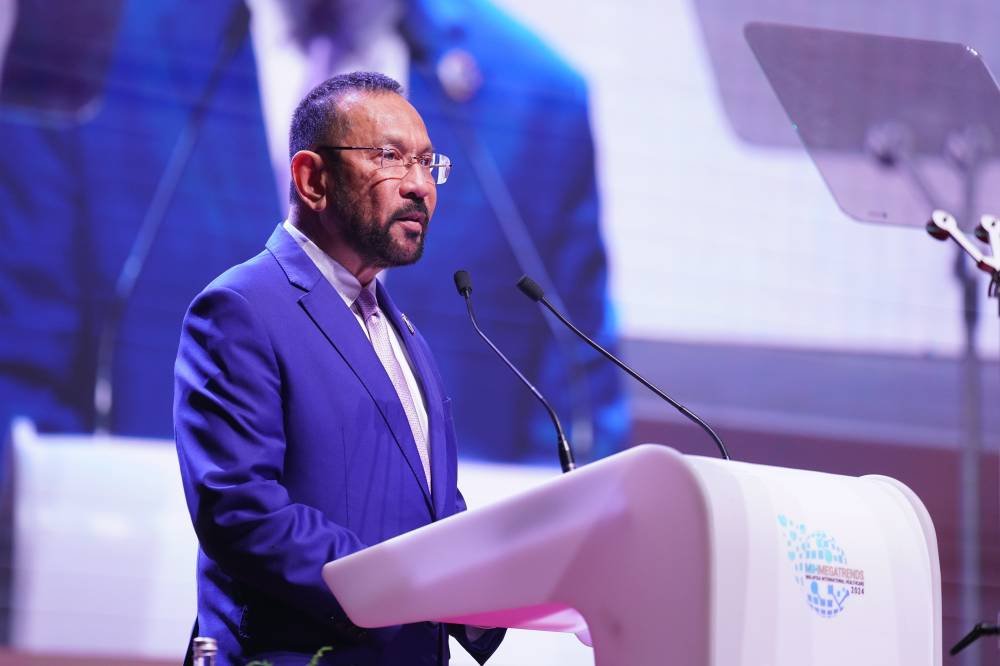 Syed Mohamed berucap pada Majlis Pelancaran Sistem Kesihatan KPJ di Pusat Konvensyen Kuala Lumpur.