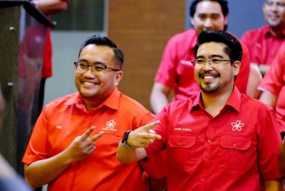 Keputusan tidak rasmi menunjukkan Akmal Zahin mendahului pencabarnya dengan kelebihan 76 undi.