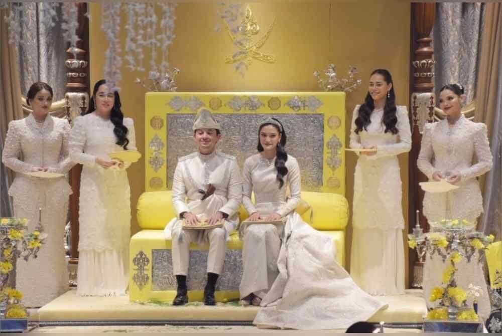 Istiadat persandingan diraja Tengku Muhammad dan pasangannya, Tengku Natasya Puteri berlangsung dengan penuh tradisi. Foto Kesultanan Pahang