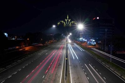 Pendedahan kepada cahaya terang pada waktu malam dan siang yang lebih gelap dikaitkan dengan peningkatan risiko kematian. Gambar hiasan