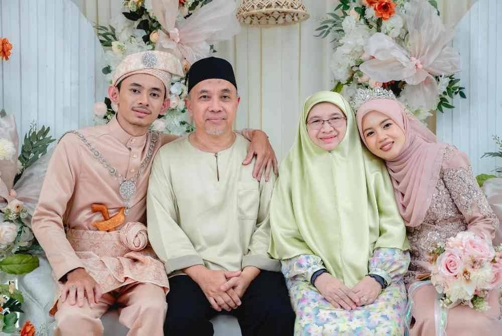 Mengikut perancangan majlis sambut menantu Akif-Zarr akan dilangsungkan pada Februari tahun depan selepas berkahwin pada 28 September lalu.