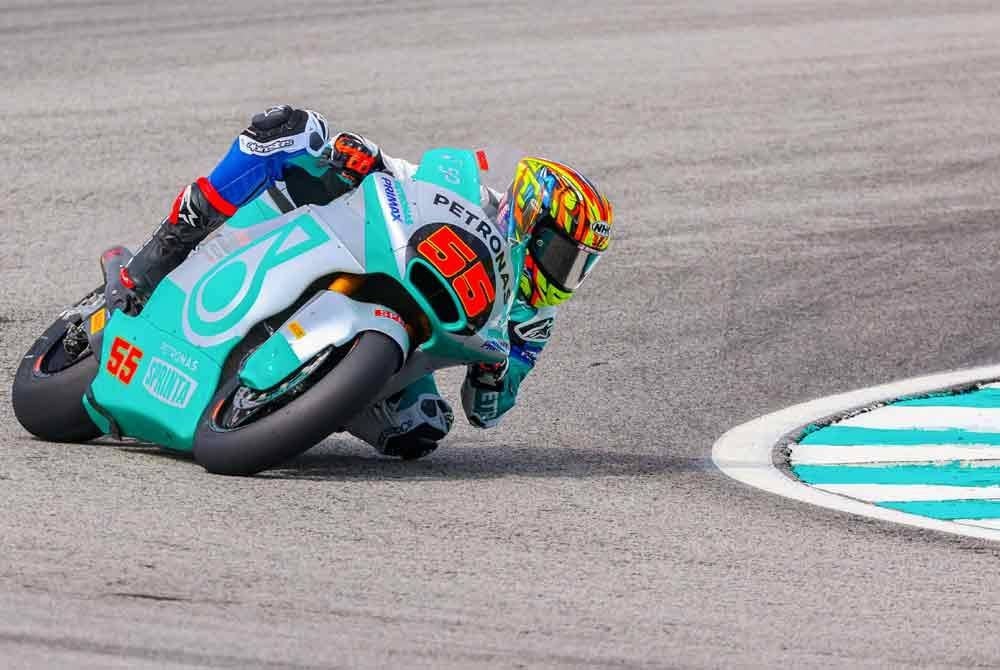 Aks Muhammad Helmi pada sesi Latihan Bebas Moto2 GP Malaysia 2024 di Litar Antarabangsa Sepang pada Jumaat. Foto Bernama