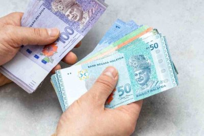 Ringgit dibuka tidak berubah berbanding dolar AS pada Jumaat berikutan risiko yang akan muncul menjelang pilihan raya Amerika Syarikat (AS) minggu depan yang menyebabkan pelabur berhati-hati. (Gambar hiasa) Foto 123rf