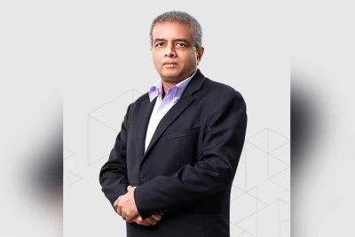 Dr Hans Wijayasuriya