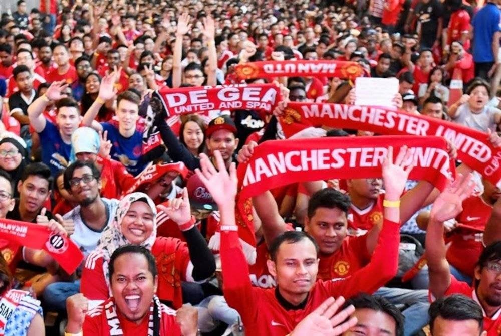 Keghairahannya bercerita mengenai MU tidak lagi serancak dahulu disebabkan MU kini menjadi bahan jenaka di media sosial. Gambar hiasan.