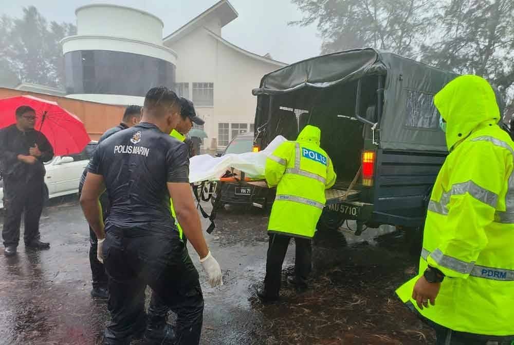 Mayat mangsa bawa ke ke Unit Forensik HPSF bagi tujuan pengecaman dan bedah siasat - Foto: IPD Muar