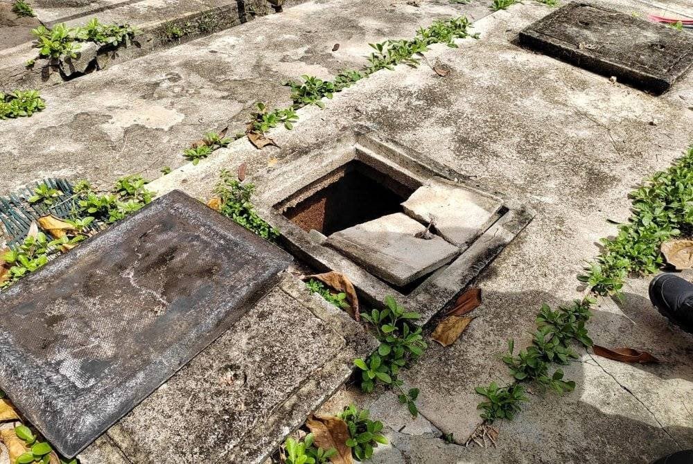 Lubang pembentungan yang tidak bertutup dalam kawasan taska tersebut.