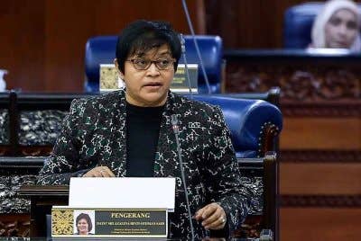 Azalina - Foto: Bernama