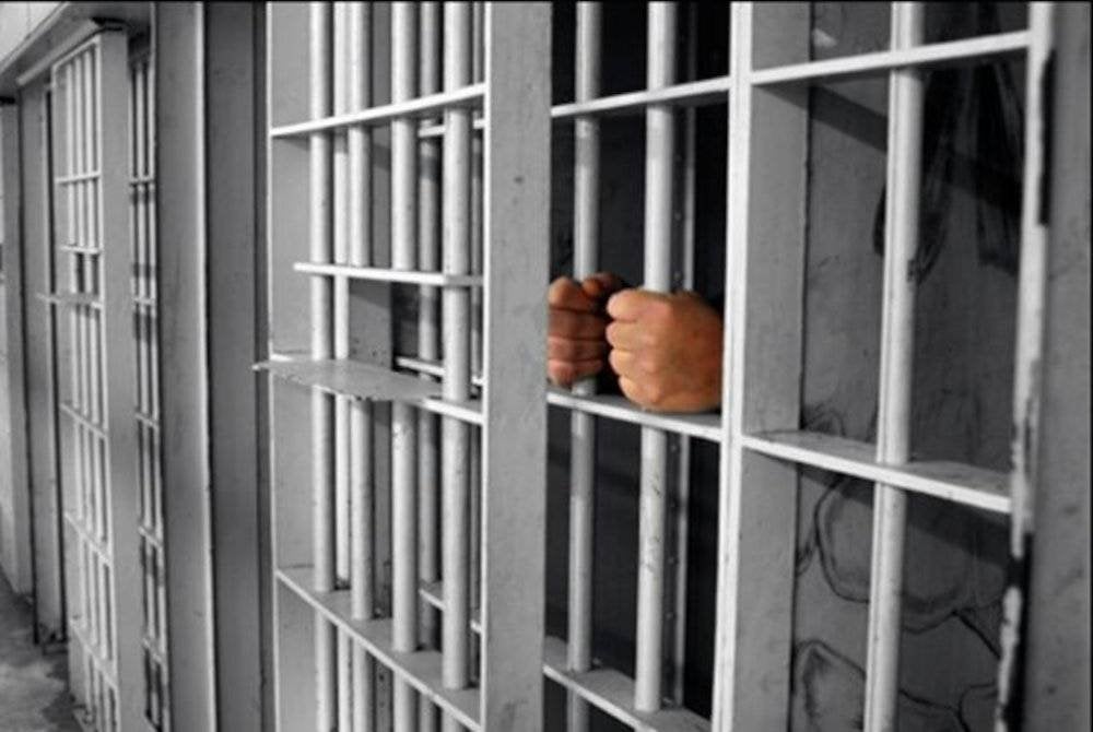 Seorang penganggur dihukum penjara enam bulan kerana gagal membayar denda RM15,000 yang dikenakan oleh Mahkamah Sesyen. Foto hiasan