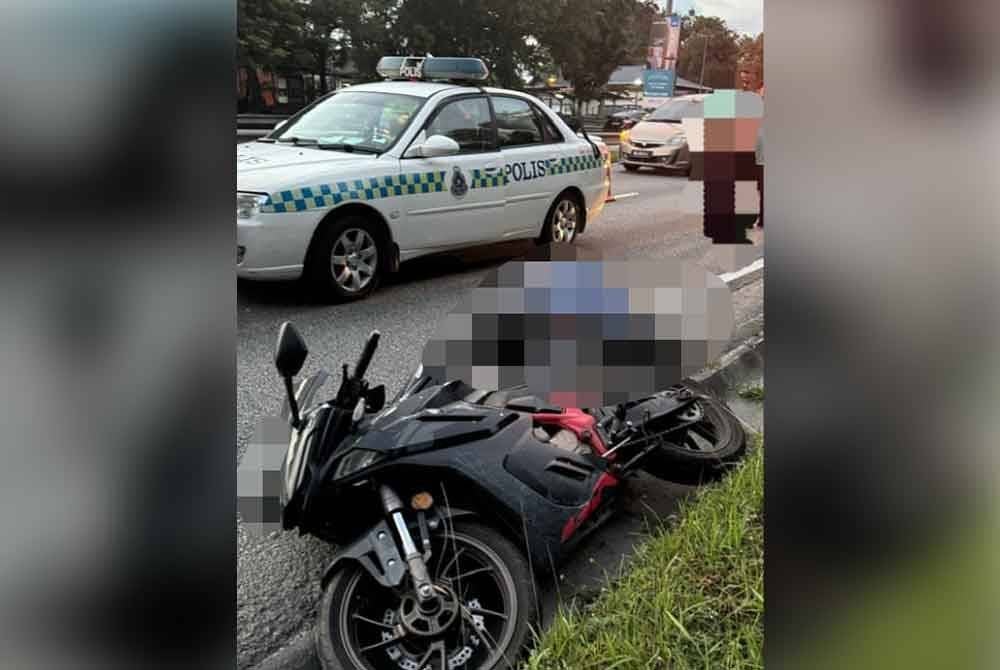 Mangsa maut di lokasi kejadian dalam kemalangan di Jalan Sungai Buloh-Subang pada Jumaat