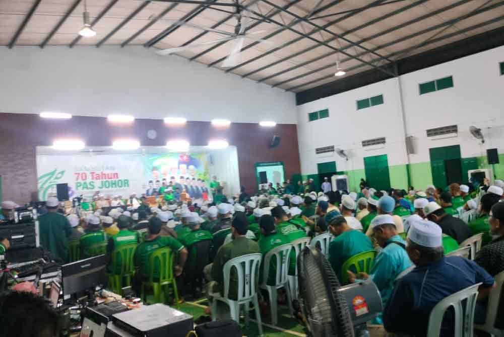 Sambutan Ulang Tahun ke-70 Pas Johor di Kompleks Pas Batu Pahat di Rengit pada malam Sabtu.