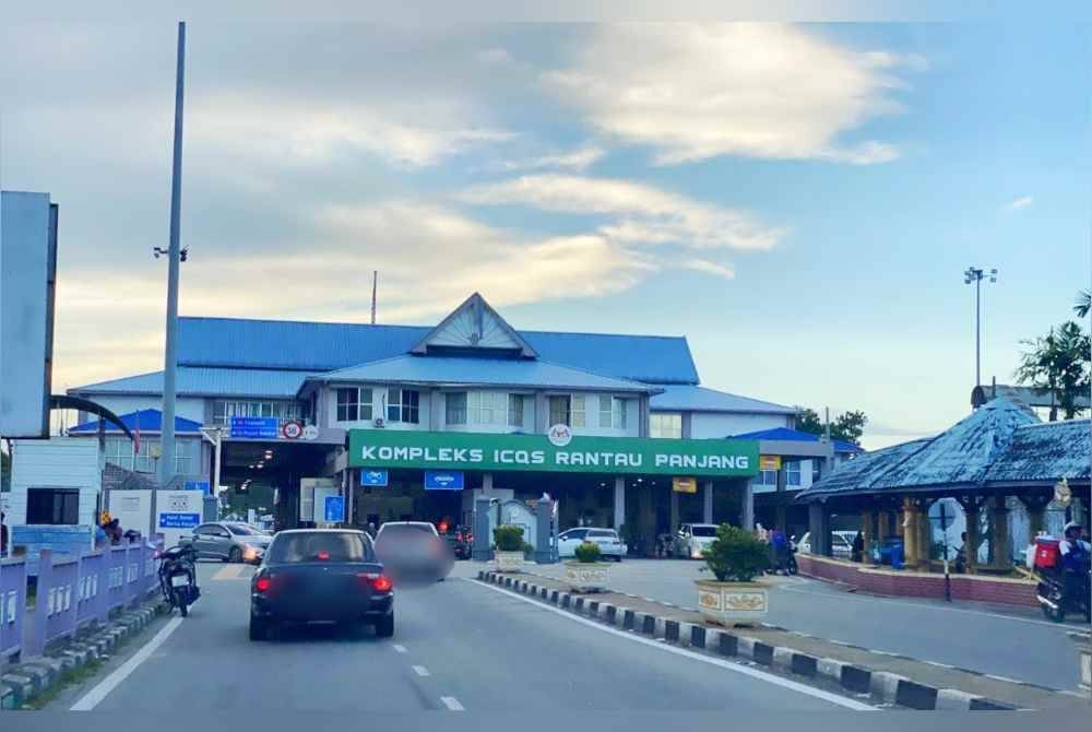 Orang ramai memilih pangkalan haram berbanding ICQS kerana dakwa mereka lebih mudah dan cepat walaupun berisiko.