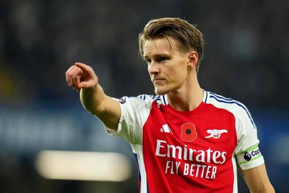 Odegaard kembali perkuatkan Arsenal.