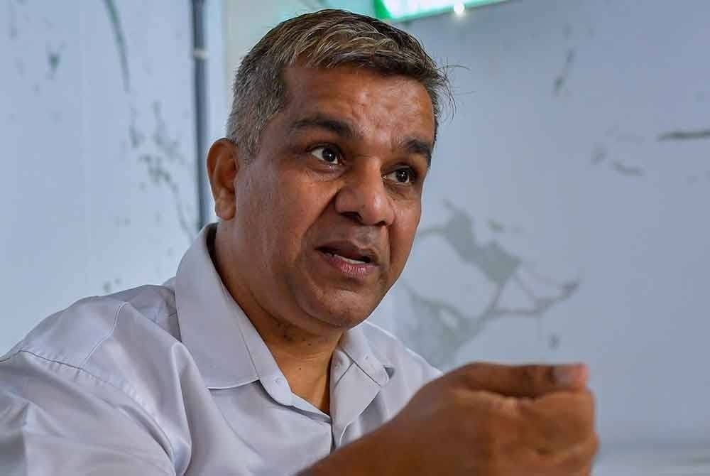 Mejar (B) Mohamad Qayyum Badaruddin.