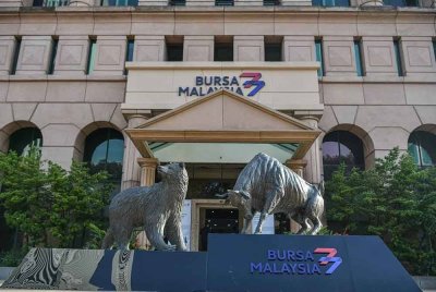 Dengan 44 IPO setakat ini, Bursa Malaysia telah mengatasi pasaran serantau lain di Asia Tenggara. Foto hiasan