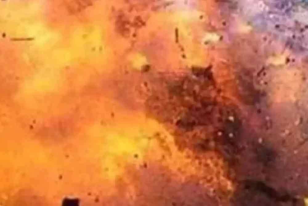 Sekurang-kurangnya lapan orang cedera dalam kebakaran di kilang penapis Indian Oil Corporation Ltd di Mathura, negeri Uttar Pradesh di utara India - Foto: Agensi