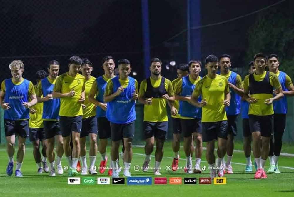 Skuad Harimau Malaya mahu meraih kemenangan ke atas Laos dalam aksi persahabatan di Bangkok pada malam Khamis. Foto FB FAM