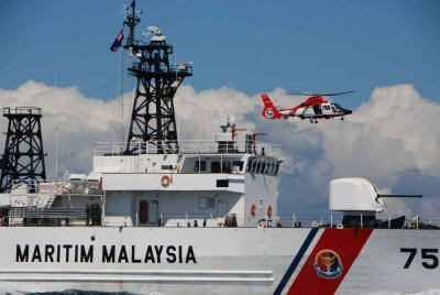 Maritim Malaysia bakal menggunakan sistem C4ISR atau pusat perintah, kawalan, komunikasi, komputer, perisikan, pengawasan dan peninjauan bermula tahun depan sempena ulang tahun dua dekad penubuhan agensi itu. - Foto: FB Maritim Malaysia