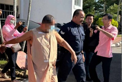 Pemandu treler membawa muatan kontena yang menyebabkan kematian seorang pemandu wanita dalam kemalangan di Jalan Kebun Sireh, Bukit Tengah direman empat hari bermula Khamis sehingga 17 November ini.