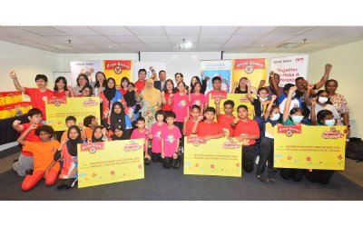 Kempen Komuniti Penyayang 2024 Ayam Brand™, bertemakan #AyamBersamaMu Sihat & Cergas, bermula dengan meriah di Kuala Lumpur & Selangor.