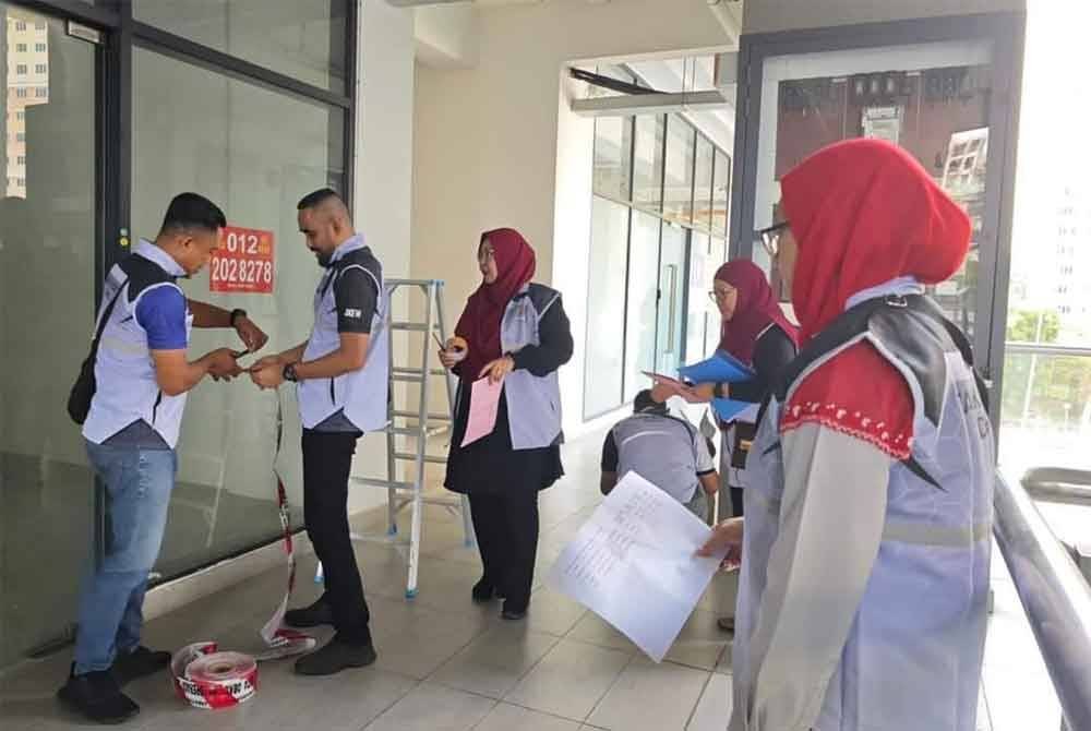 Peringatan telah diberikan kepada pemilik premis sebelum tindakan penguatkuasaan dijalankan.