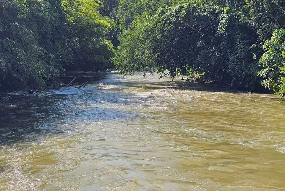 Sungai Jahang antara lokasi popular di Gopeng untuk beriadah dan menjalani sukan air.