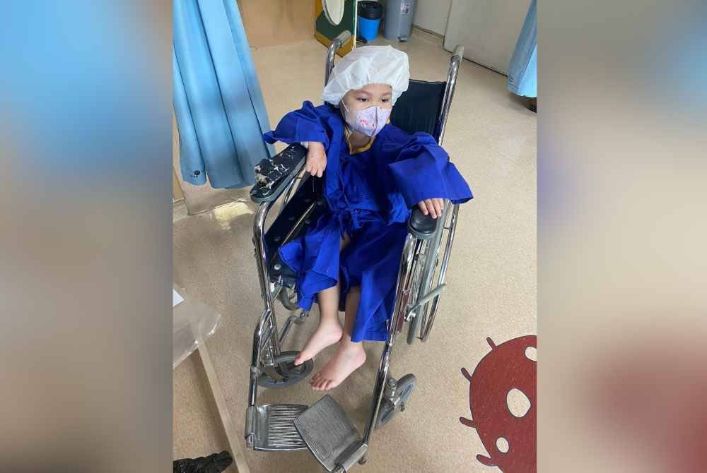 Marissa ketika sedang menerima rawatan di hospital berkaitan sakit dihidapnya.